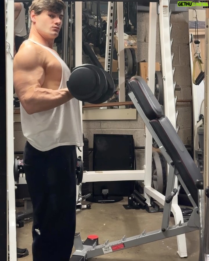 Jeff Seid Instagram - Love a good home gym workout with my dad