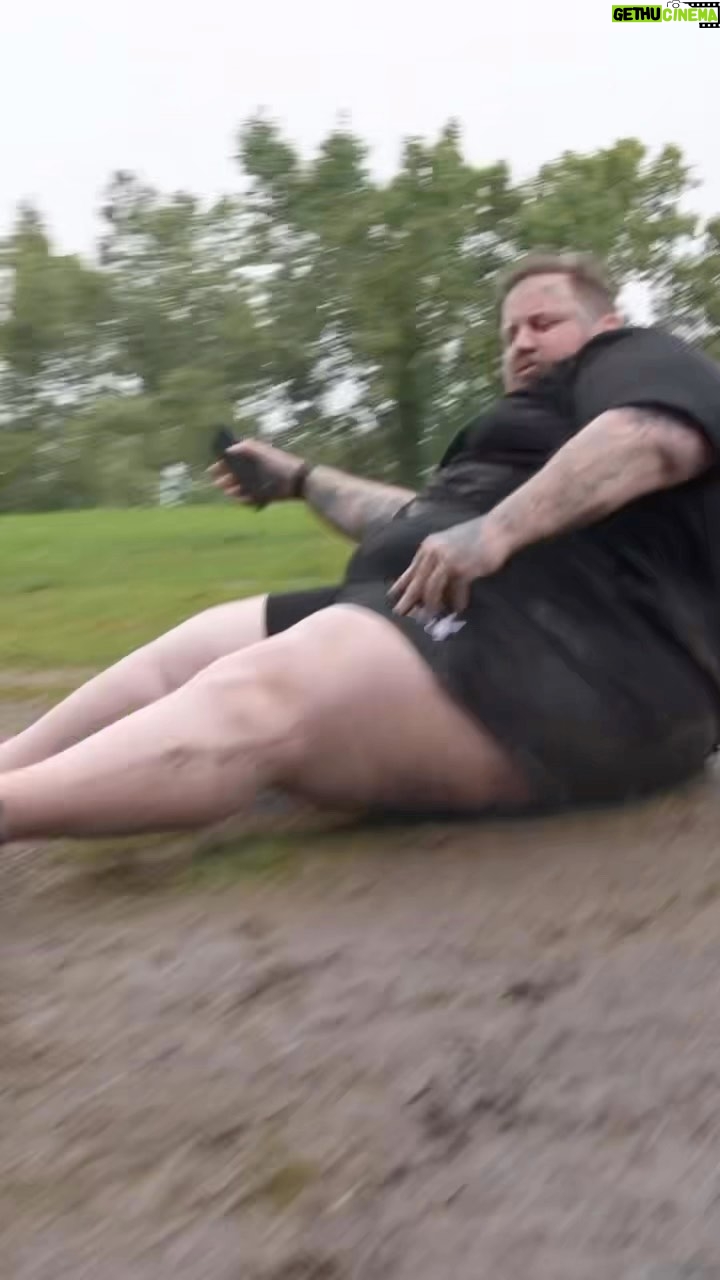 Jelly Roll Instagram - Went sliding down a mud hill in Detroit before the show - got tattooed and rocked 15k for the show -?/show 13/44 of the backroad baptism was sold out.