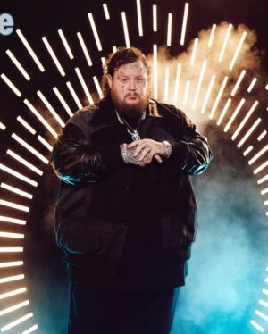 Jelly Roll Instagram - Hanging out at the @ACMawards red carpet. FREE to stream live on Prime Video and the Amazon Music Channel on Twitch at 6pm CT/7pm ET. #ACMawards
Photo: @katiekauss