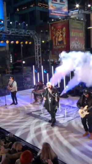 Jelly Roll Instagram - Hey @JellyRoll615 you’re our FAVOR-ite 🫶 

More #RockinEve performances to come! Tune in!