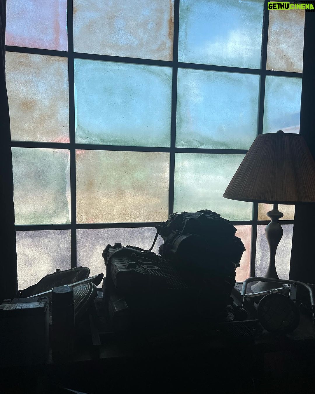 Jencarlos Canela Instagram - Abrí una puerta aquí en PR y encontré un hogar y una familia.