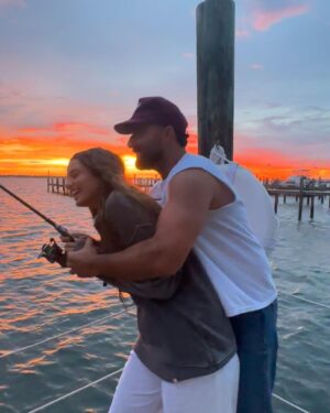 Jencarlos Canela Instagram - Happy 15 princess! 
Nothing like a good ol fishing metaphor as a caption to make you cringe on your Bday. 👍🏼
While most ppl are out there fishing for real & unconditional love, I found it 15 years ago. 
Te amo🫶🏻