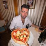 Jencarlos Canela Instagram - La dolce vita 🇮🇹 #positano allá prossima 🍕 🍷 🍝 Ya no podía más en esa última foto 🤣 Positano, Amalfi Coast, Italy