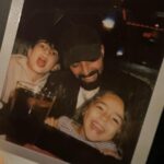 Jencarlos Canela Instagram - Happiness 🙏🏼 Mis fotos favoritas no son las que se toman para “subir y pensando en likes.” Son las que estás disfrutando la vida al máximo y te toman una foto para parar el tiempo y tener un recuerdo de ese momento para siempre. #familia #felicidad