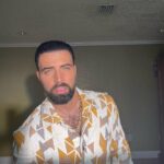 Jencarlos Canela Instagram - iPhone vs @hijodelmaltrat0 📸