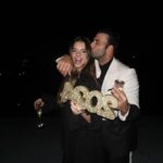 Jencarlos Canela Instagram - Feliz año nuevo familia! 2️⃣👌🏼2️⃣4️⃣ Les deseo a todos la paz que siento y la energía tan linda que me rodea. Agradecido 🙏🏼