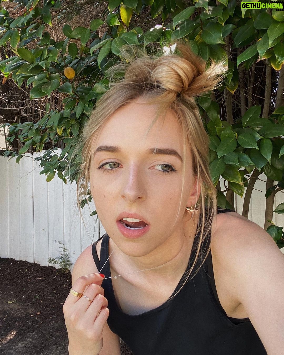 Jenn McAllister - 41.5K Likes - 80 degrees ☀️ i luv it