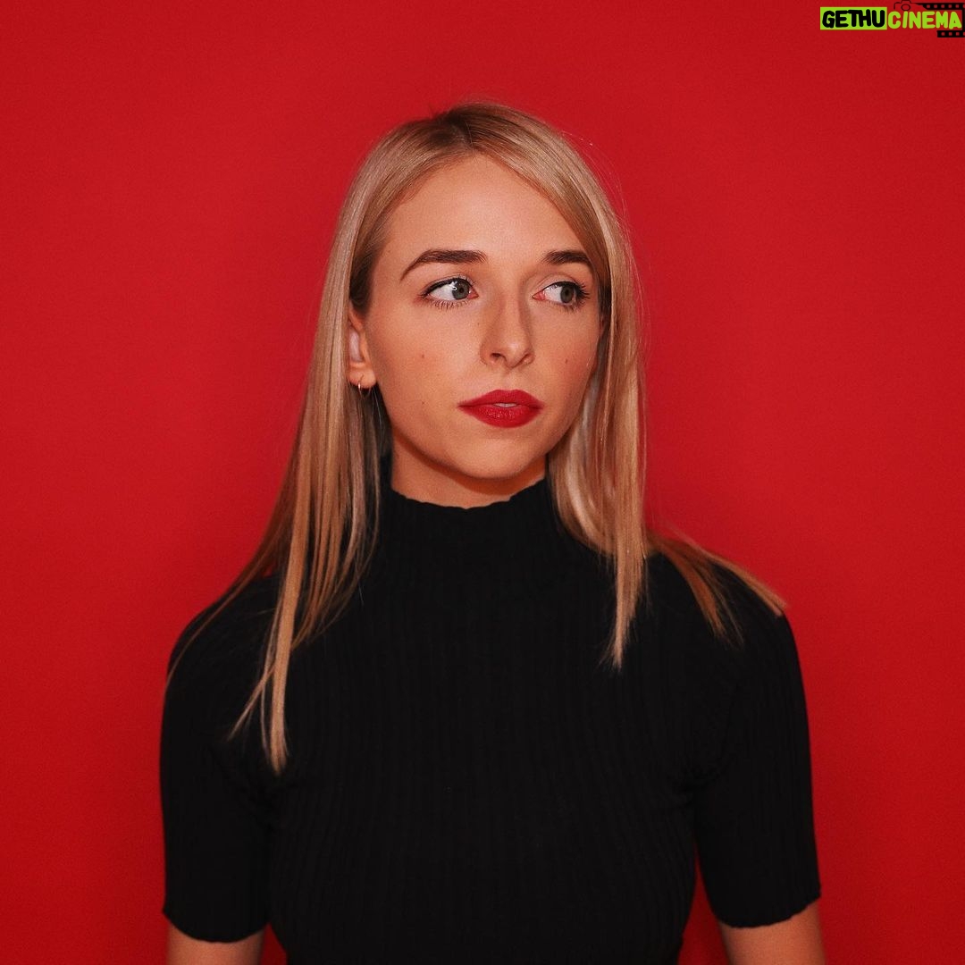Jenn McAllister - 54.1K Likes - self portraits