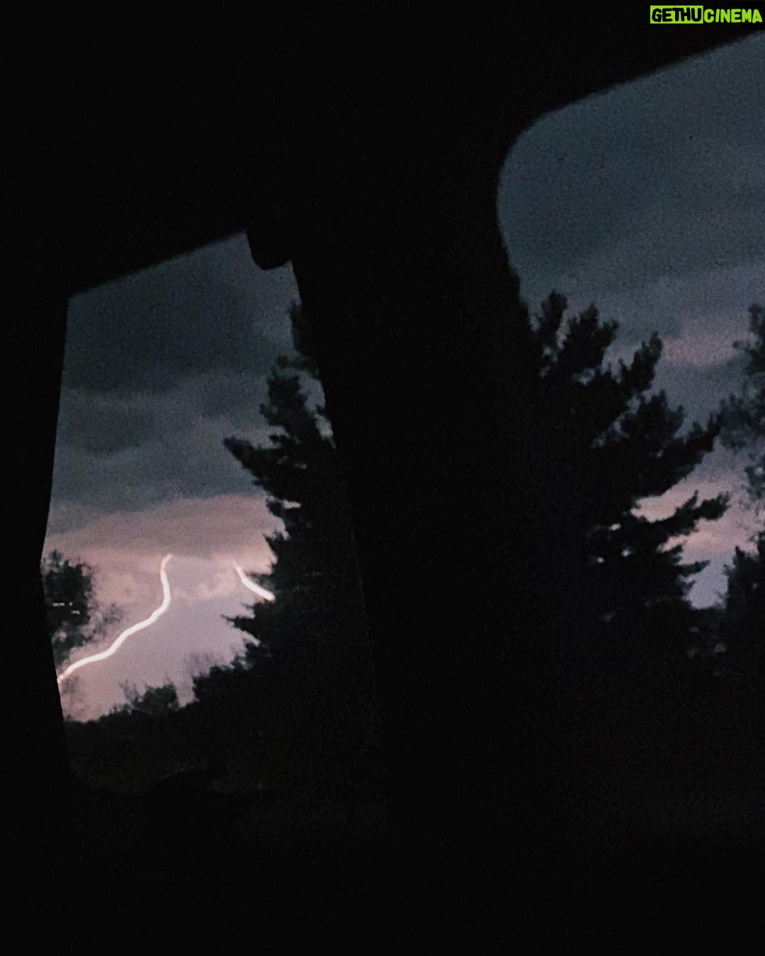 Jenn McAllister Instagram - driving cross country / day 7 Ohio, USA