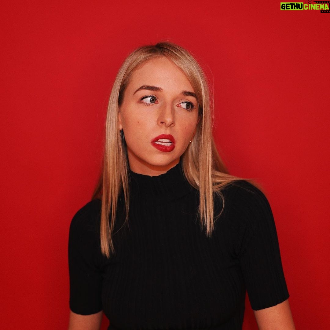 Jenn McAllister - 54.1K Likes - self portraits