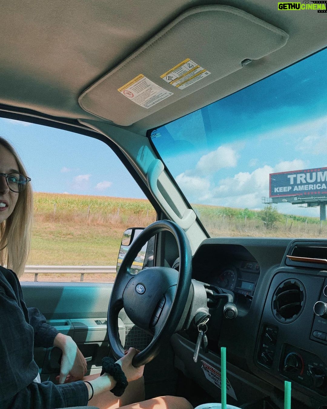Jenn McAllister Instagram - driving cross country / day 7 Ohio, USA