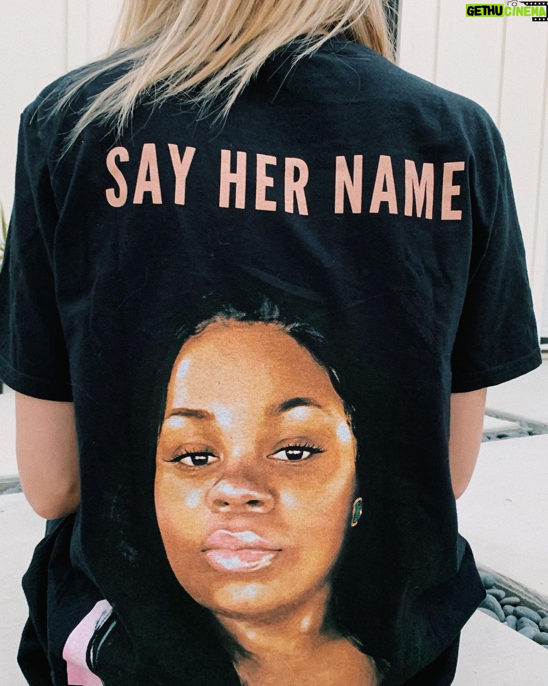 Jenn McAllister - 39K Likes - It’s been 150 days since Breonna Taylor was murdered in her sleep by Jonathan Mattingly, Brett Hankison, and Myles Cosgrove—and her killers have not been charged. Too often Black women who die from police violence are forgotten. Let’s stay loud, keep demanding justice for Breonna and her family, and SAY HER NAME. This campaign and t-shirt was created by @phenomenal in partnership with the Breonna Taylor Foundation, to which all profits will be donated. (Art by @arlyn.garcia)
