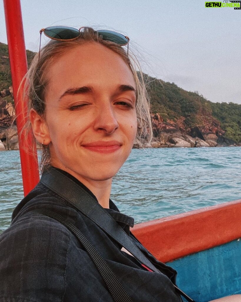 Jenn McAllister Instagram - we’re living Agonda, Goa, India