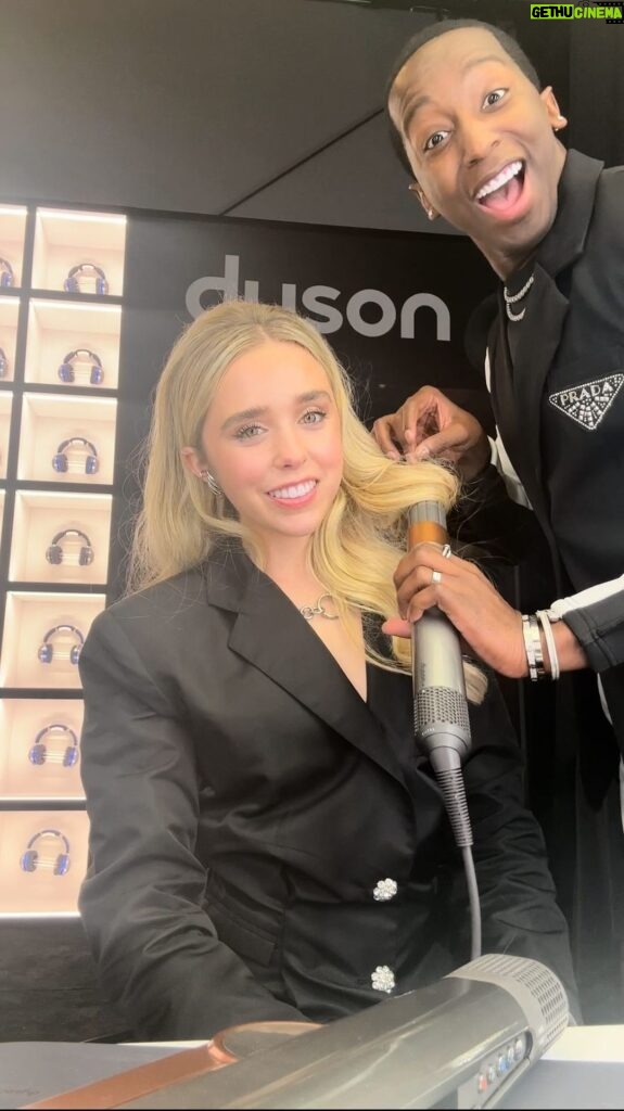 Jenna Davis Instagram - Recap of GRAMMYs® Week!! Thank goodness @DysonUSA came through!! We all needed our hair refreshed with the crazy LA weather!! 😂🌧#GRAMMYsxDyson #DysonPartner #AD