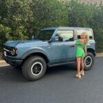Jenna Davis Instagram – SURPRISE! I BOUGHT MY DREAM CAR A BRONCO😭🥹🩷 I still need to name him tho so plz comment name ideas that start with a B :))) 

outfit: @revolve Nashville, Tennessee