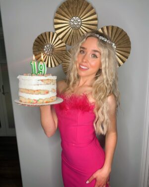 Jenna Davis Instagram - make a wish #19