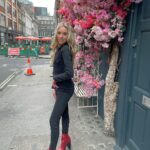 Jenna Davis Instagram - Love from London 💓 Soho, London UK