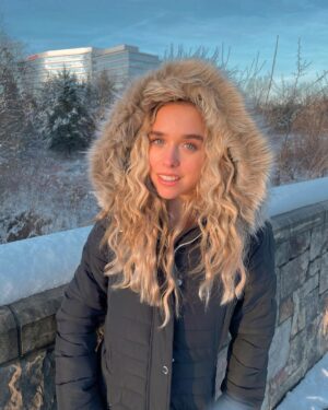 Jenna Davis Instagram - Ice ice baby❄️