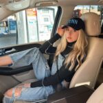 Jenna Davis Instagram - Ur the only 10 I see💙 Gas Station