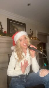 Jenna Davis Instagram - Santa Baby 🎅🎙️ #santababy #santa #chirstmas #cover Los Angeles, California