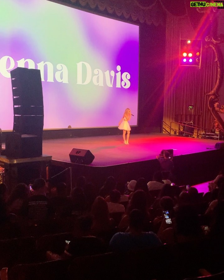 Jenna Davis Instagram - This weekend >>> Salt Lake City, Utah