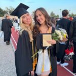 Jenna Davis Instagram - 2022, kiss my class goodbye 🎓 Oak Park High School