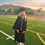 Jenna Davis Instagram - 2022, kiss my class goodbye 🎓 Oak Park High School