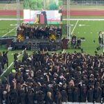 Jenna Davis Instagram - 2022, kiss my class goodbye 🎓 Oak Park High School