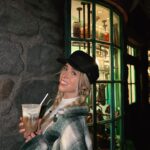 Jenna Davis Instagram - I solemnly swear that I didn’t scream😏 thank you @horrornights for having me!! #universalhhn Hogwarts School of Witchcraft and Wizardy