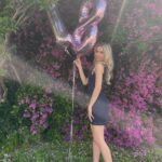 Jenna Davis Instagram – 18 (ahhh I’m an adult💓)