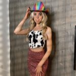 Jenna Davis Instagram - ✨space cowgirl✨ COMMENT your Halloween Costume ↓
