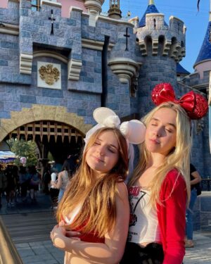 Jenna Davis Instagram - Happy belated birthday to the little sister I never had♥️ I’m so happy we got to celebrate you Pipes! You are such a sweet soul & one of the most hardworking people I know! So grateful for all of our amazing & crazy memories over the years. We’ve been through a lot😂 Can’t wait for what’s to come;) Love uuu!