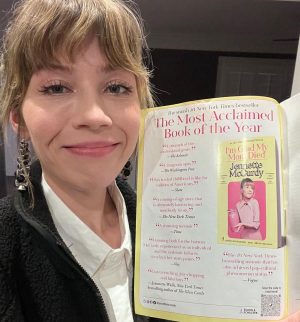 Jennette McCurdy Instagram - still can’t believe I’m Glad My Mom Died was on the inside flap & inside front cover of @newyorkermag . i have no idea what the initial marketing budget was for IGMMD, but i have a feeling that budget changed a lot after you all so enthusiastically supported the book. so thank you 🙏 now all i need to do is meet fran lebowitz and i’ll be an honorary new yorker
