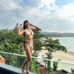 Jennie Panhan Instagram - สวัสดี 2024 …สนใจคนอื่นให้น้อยลง ทะเล ภูเขาให้มากขึ้นนะ ☀️🌊 Novotel Phuket Kamala Beach