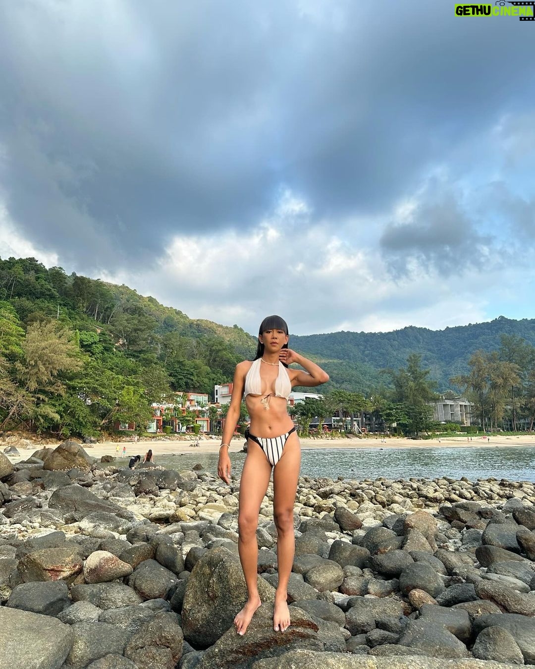 Jennie Panhan - 112.7K Likes - สวัสดี 2024 …สนใจคนอื่นให้น้อยลง ทะเล ภูเขาให้มากขึ้นนะ ☀️🌊