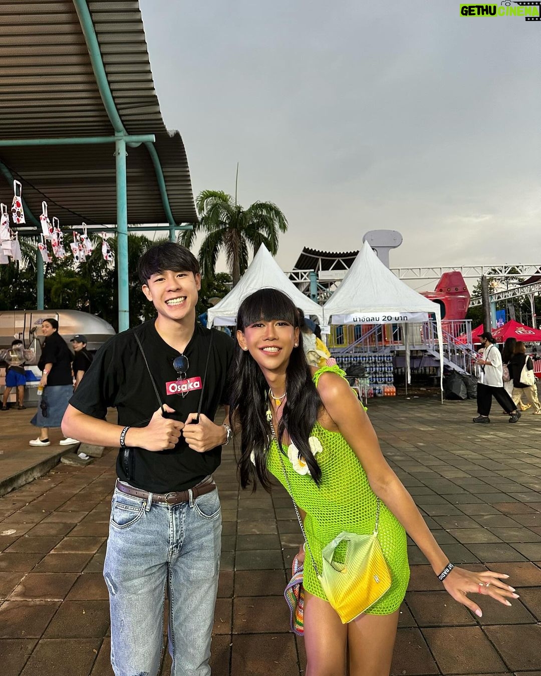 Jennie Panhan Instagram - ไม่มีแมว มีแต่เมา เมา เมา 😂🍺 #CATEXPO10#MEPOOM#ไปดูกัน