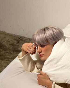 Jeno Instagram - 이 머리 오랜만이다 ㅠㅠ
