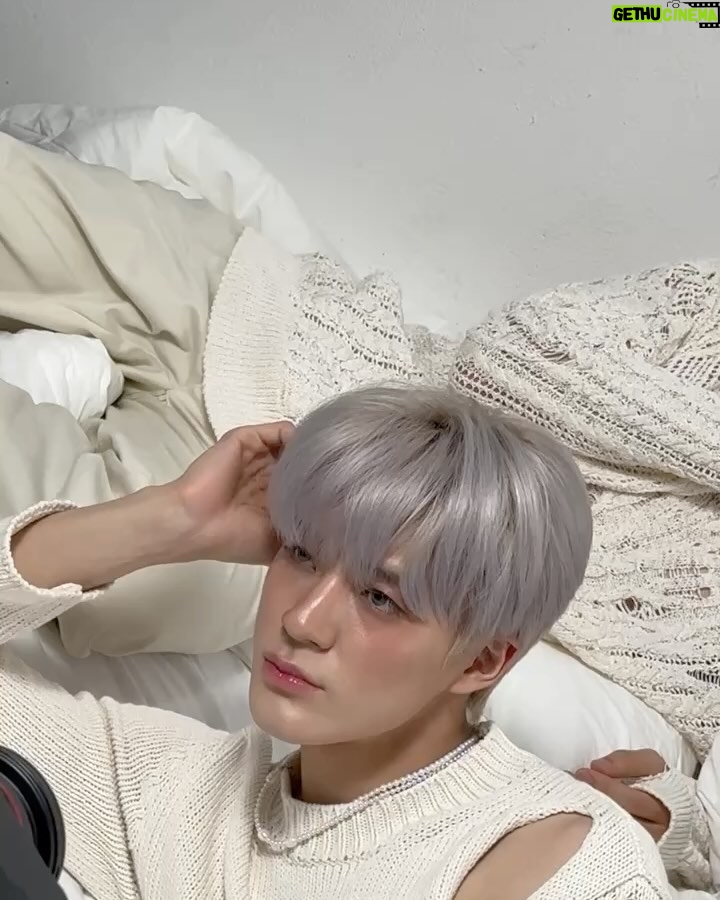 Jeno Instagram - 이 머리 오랜만이다 ㅠㅠ