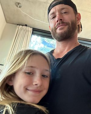 Jensen Ackles Instagram - A few summer pics.
Hope everyone is having a great one.
Happy 4th y’all.