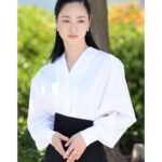 Jeon Yeo-been Instagram - 멋진 날들을 함께해주신 모든 분들께 진심으로 감사드립니다. 2023 #76thcannesfilmfestival @festivaldecannes #거미집 #cobweb