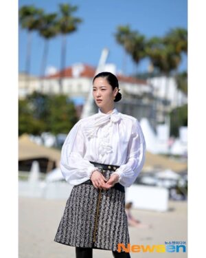 Jeon Yeo-been Instagram - 멋진 날들을 함께해주신 모든 분들께 진심으로 감사드립니다.

2023
#76thcannesfilmfestival 
@festivaldecannes 

#거미집 #cobweb