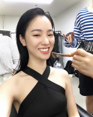 Jeon Yeo-been Instagram - 툭