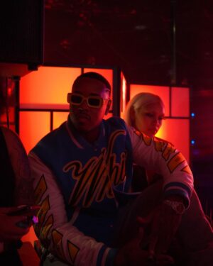 Jeremih Instagram - 🦇 

#DaLateNightType