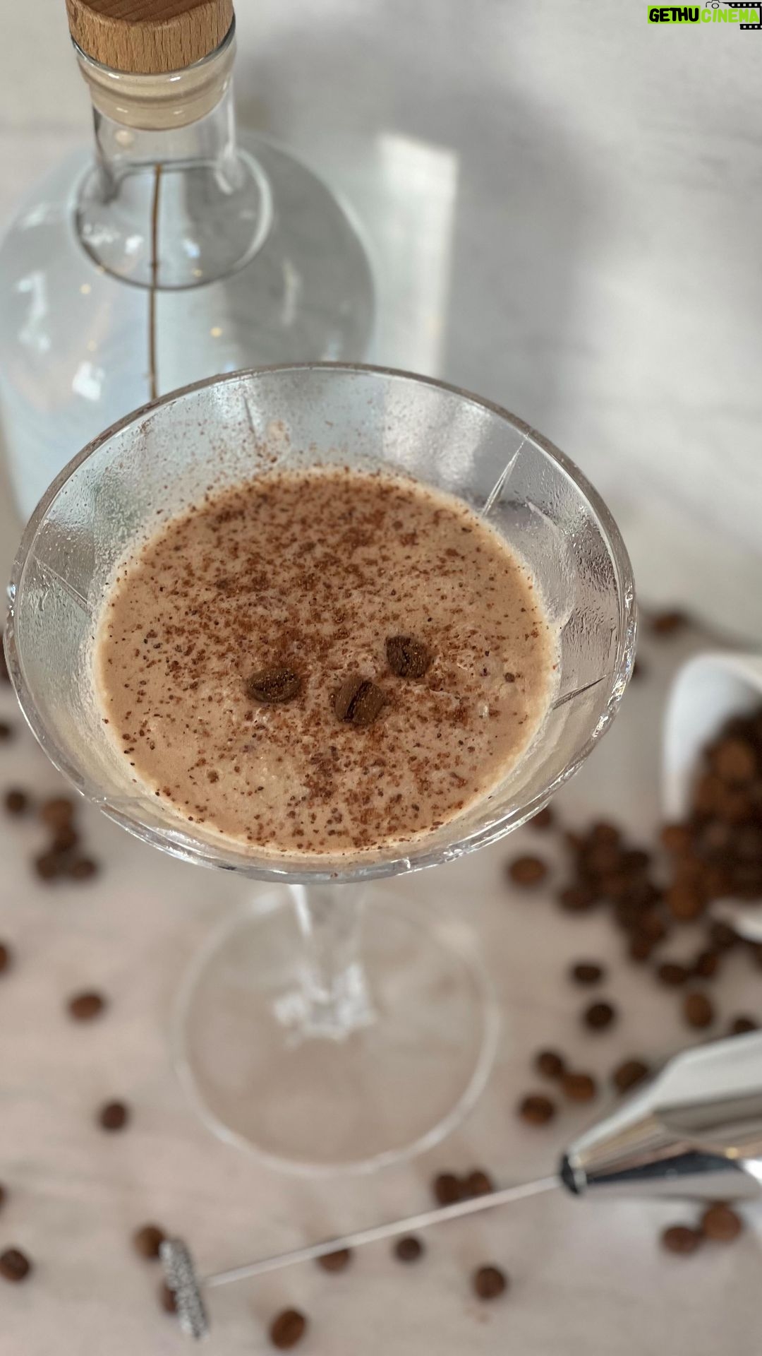 Jeremy Renner Instagram - Treat yourself to @jeremyrenner ‘s favorite Sweet Grass Vodka dessert cocktail (AKA the perfect mid-week pick-me-up👌) Ingredients: • 2 oz Sweet Grass Vodka • 2 oz chilled espresso • 2 tbsp Cool Whip or whipped cream • Nutmeg or cinnamon • 3 coffee beans • Option: add 1/4 tsp of sweetener before blending Combine Sweet Grass Vodka, espresso and your whipped topping of choice in a mixing glass. Blend thoroughly with a milk frother or immersion blender. Pour into a chilled martini glass and garnish. Cheers! #SweetGrassVodka #JeremyRenner #DessertCocktail