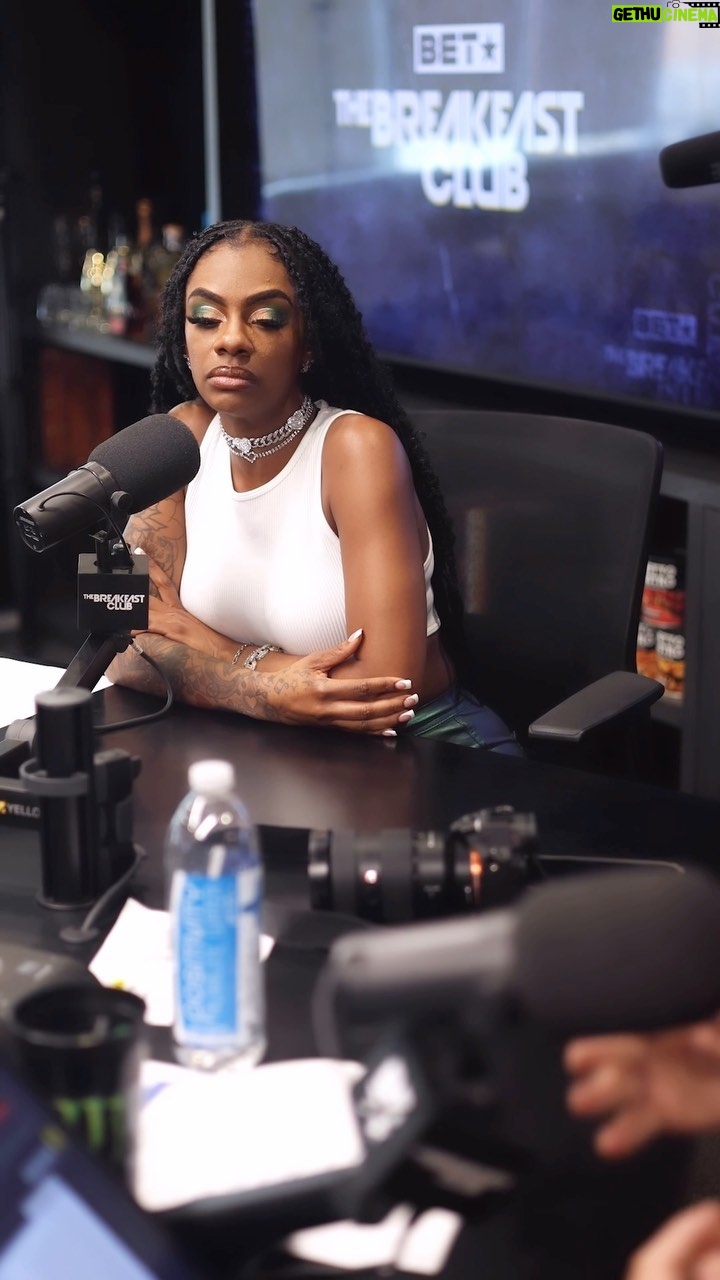 Jess Hilarious Instagram - I DIDN’T KNOW WTF WAS HAPPENING! Outta nowhere @djenvy & @tyrese had to hash out a few things 🥹 I’m glad it happened tho! I SUPPORT YOU TY! Always ❤️ Make up by @icandiekoya 🔥 The Breakfast Club