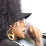 Jess Hilarious Instagram - WHEN INTERNET TRANSLATES TO REAL LIFE… WAY MORE THAN 8 huh? #jesshilarious Philly was LITTY🔥 with @cthagod x @therealsymba #rootspicnic2023 TAG A FRIEND 😏