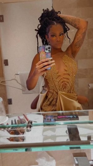 Jess Hilarious Instagram - Another Baltimore Party Recap🤣
Every time I go out, I show out!
Happy Birthday @dhov__  #jesshilarious

 @kustomkreationsbyak dress #gown