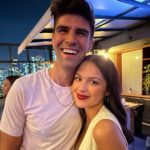 Jesse Tyler Ferguson Instagram - Last week @justinmikita & I got to listen to @oliviarodrigo sing songs from her fantastic new album GUTS. Couldn't love this artist and her new album more! Ace Hotel Downtown Los Angeles