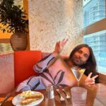 Jesse Tyler Ferguson Instagram - Well, say hello to @jvn, my lovely guest on this week’s Dinner’s on Me episode! 👋🍽️🎧🫶 On this episode, Jonathan Van Ness and I enjoy delicious martinis and oysters at @badromannyc in New York City. Jonathan tells me what it’s like to live in Texas as a queer person, how they came out as HIV positive, and of course figure skating. New ep is in the bio—hurry and give it a listen ❤️ (This episode was recorded on September 11, 2023.) Bad Roman