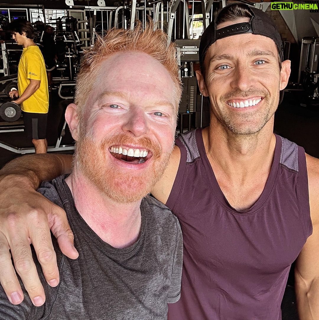 Jesse Tyler Ferguson Instagram - Happy trails to my friend (and trainer) @tylerlough! He hates touching my sweat so this is how you know it's real love. Brickhouse Boxing Club
